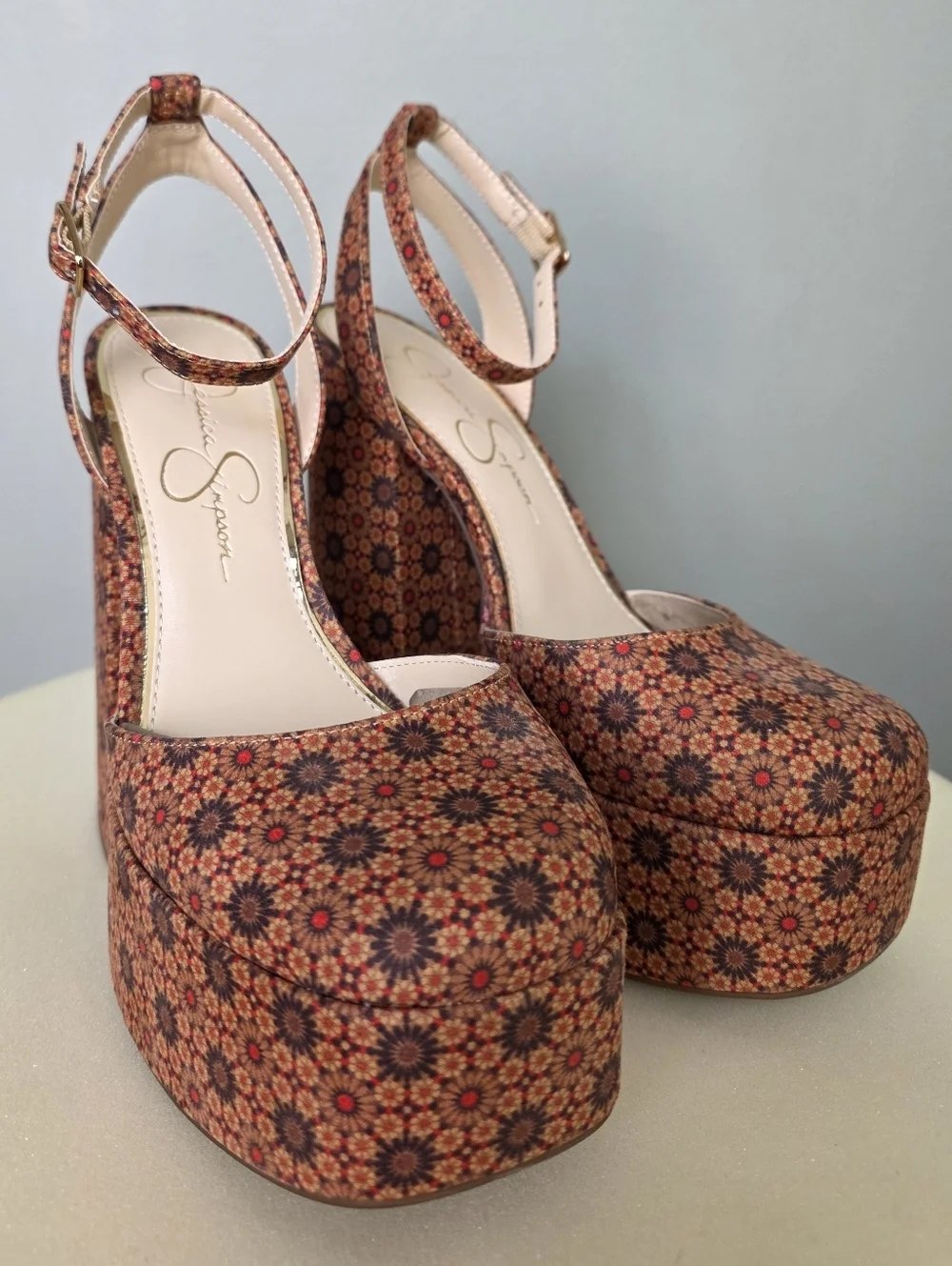 Jessica Simpson Skilla Floral Platform Pumps, Boho Geometric Print, Size 7.5 NEW